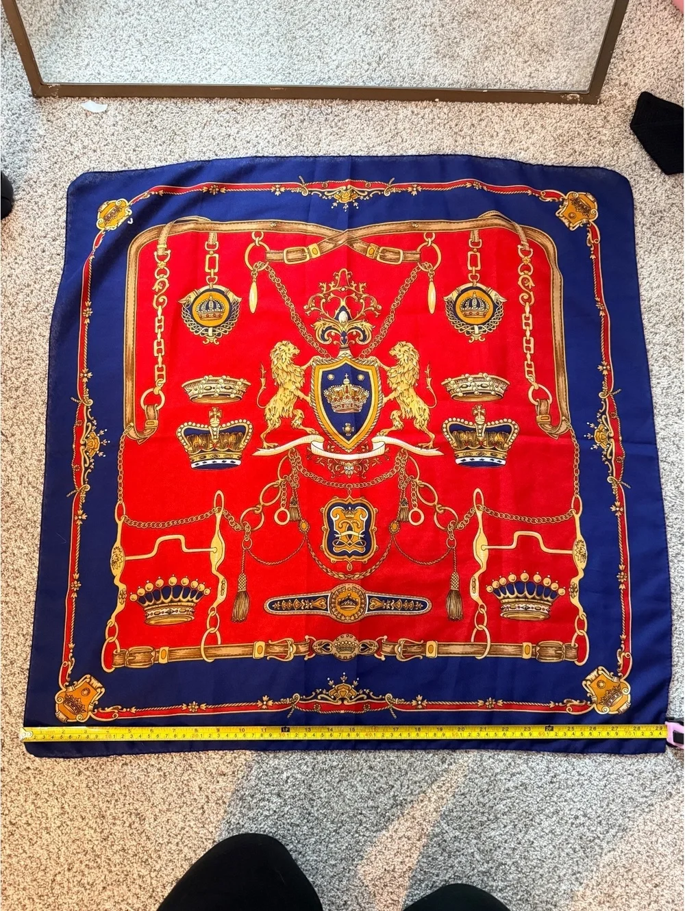 Vintage Style Royal Crest Pattern Silk Scarf